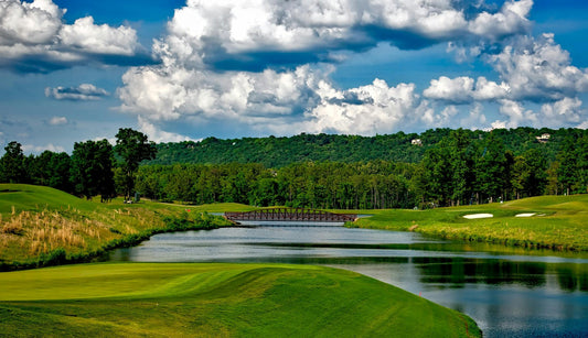 Teeing Off: Discovering the World's Top Golf Courses